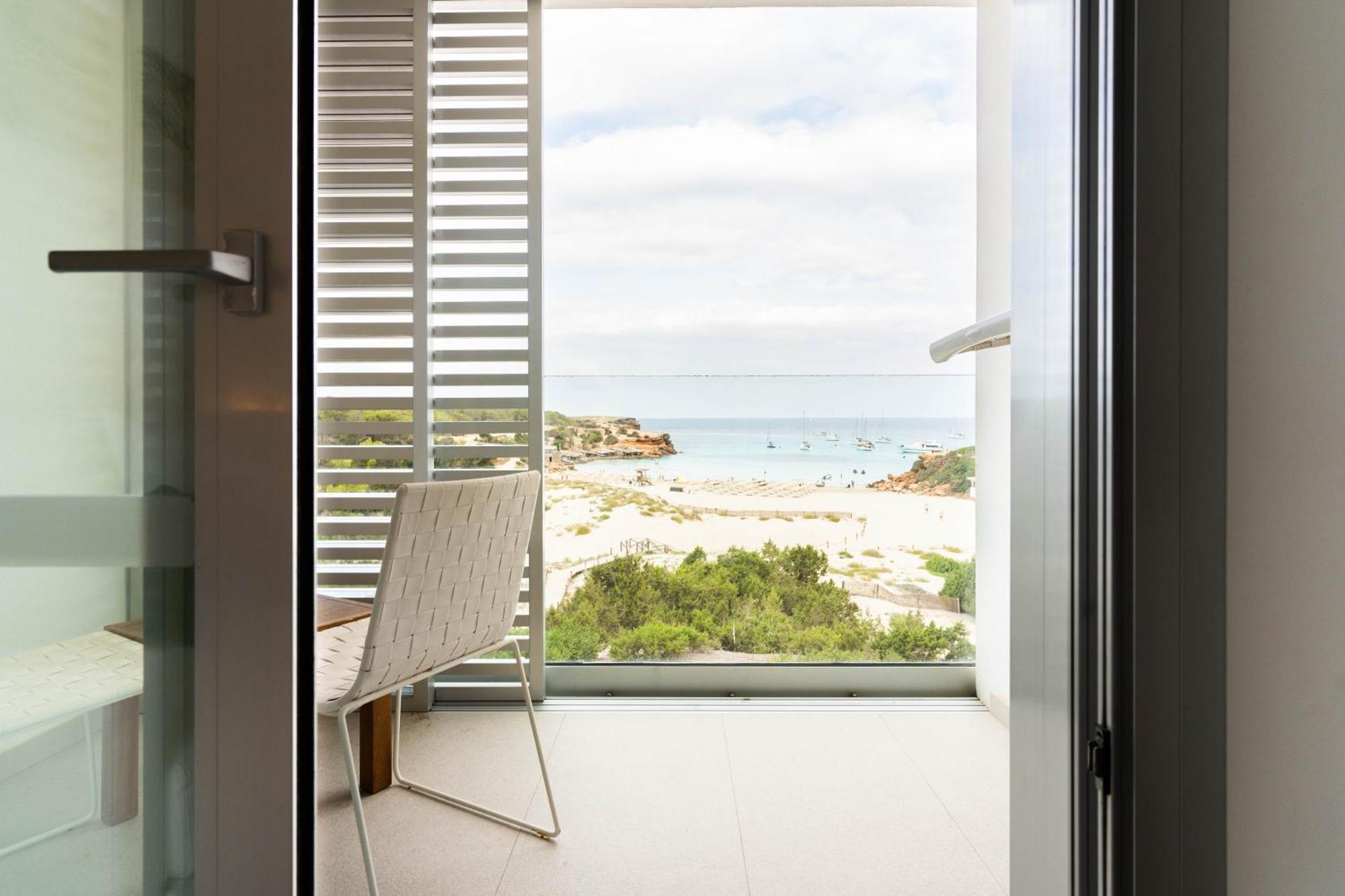 Hotel Cala Saona & Spa Exterior foto