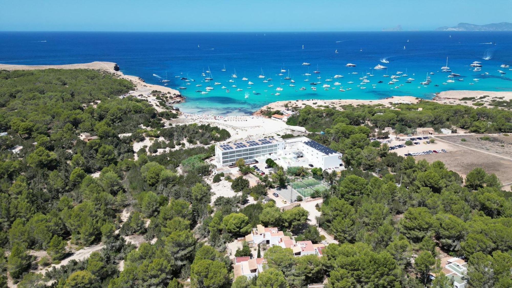 Hotel Cala Saona & Spa Exterior foto