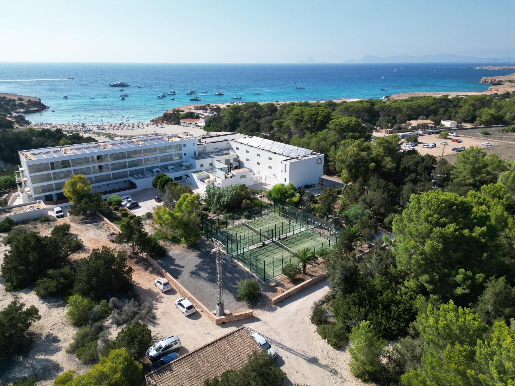 Hotel Cala Saona & Spa Exterior foto