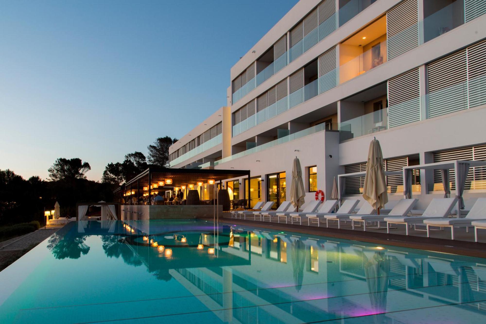 Hotel Cala Saona & Spa Exterior foto